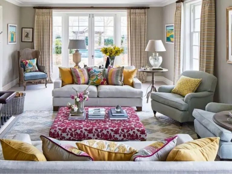 How to Arrange 3 Sofas in Living Room? 27 Great Ideas