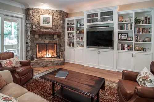 How to Decorate Around Corner Fireplace?