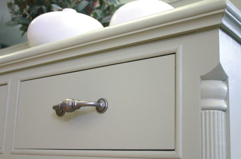 what-are-different-types-of-drawer-pulls-14-things-to-know