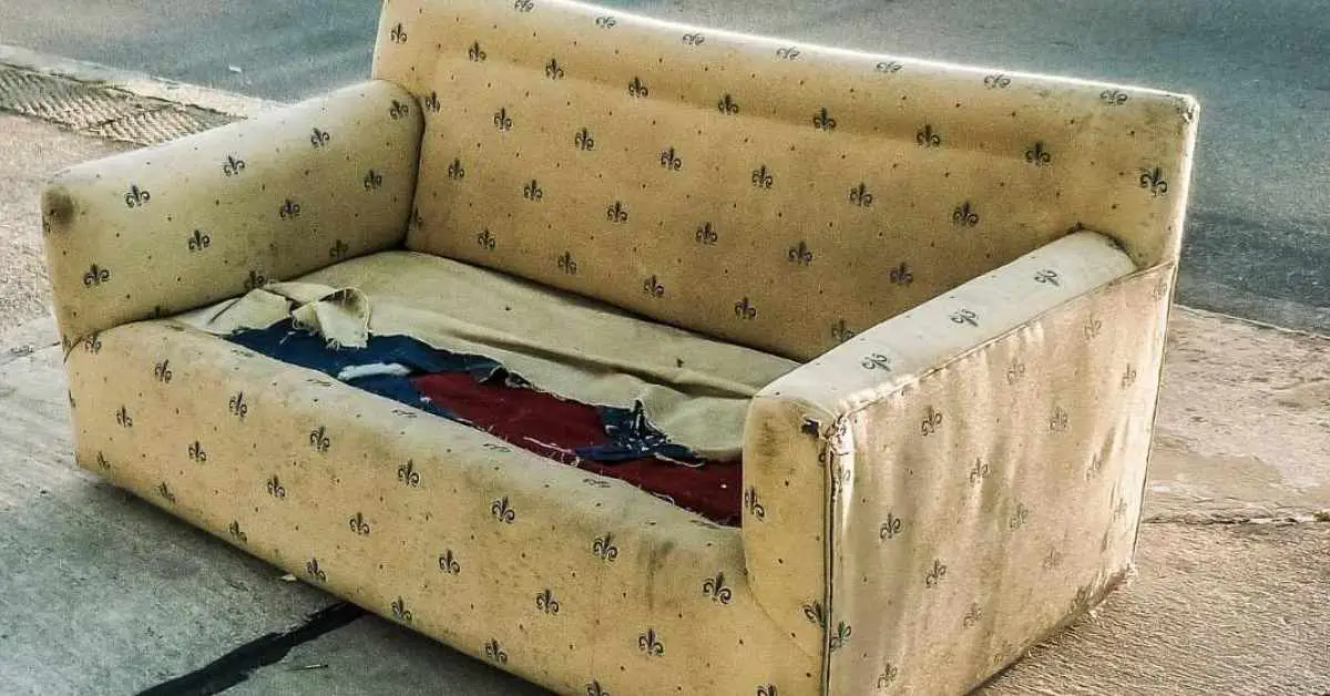 How much does it Cost to Replace Springs on a couch?