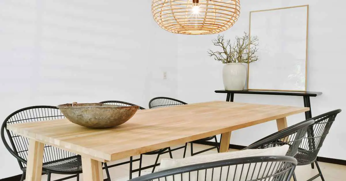 is-acacia-wood-good-for-dining-table-explained