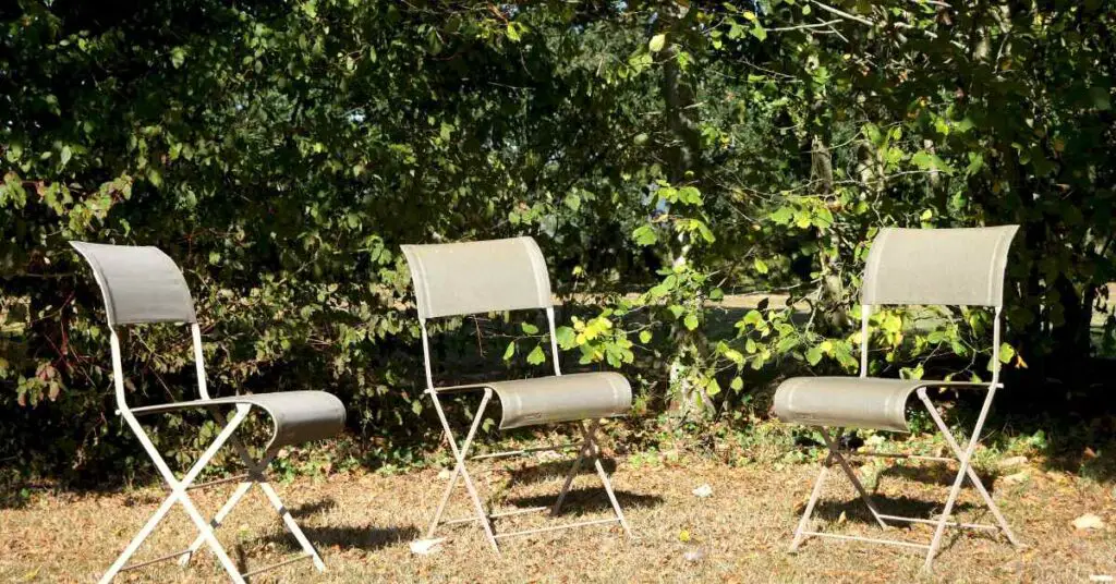 Common Problems With Folding Chairs