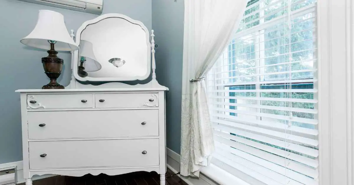 How Much Does a Dresser With Mirror Cost? (Explained)