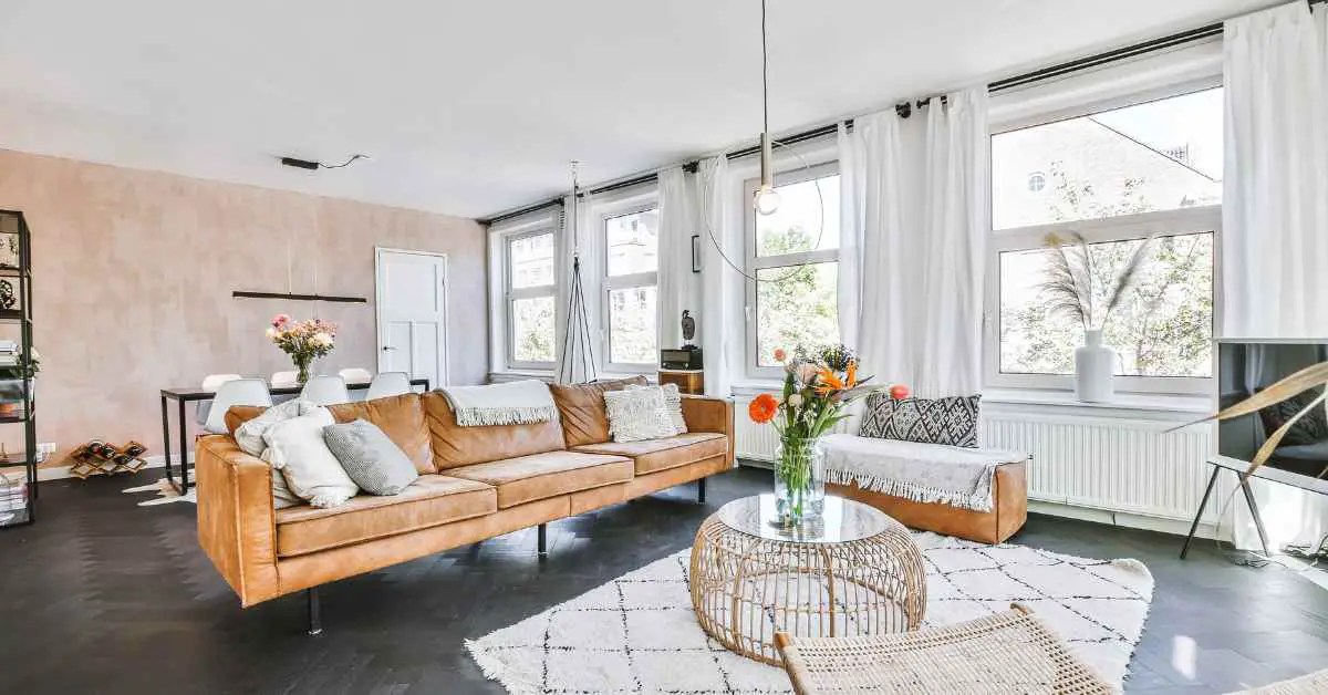 Should Curtains Cover The Whole Wall? 7 Things to Know